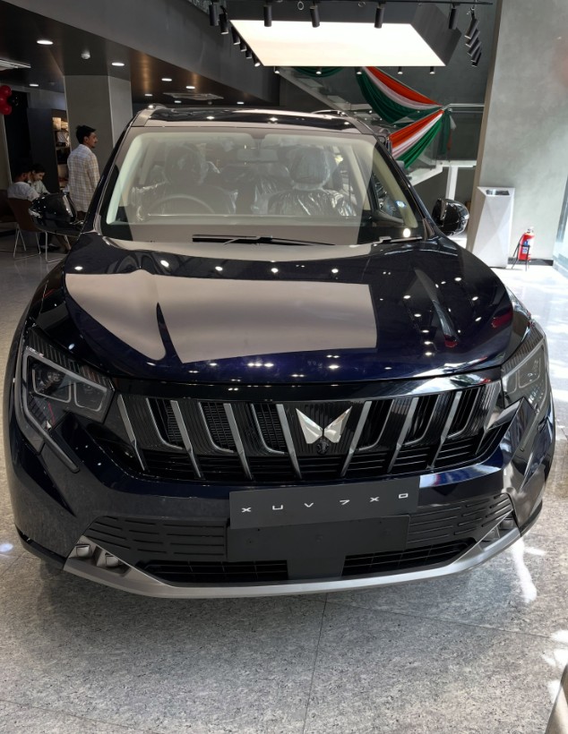 Mahindra 7xo exterior design