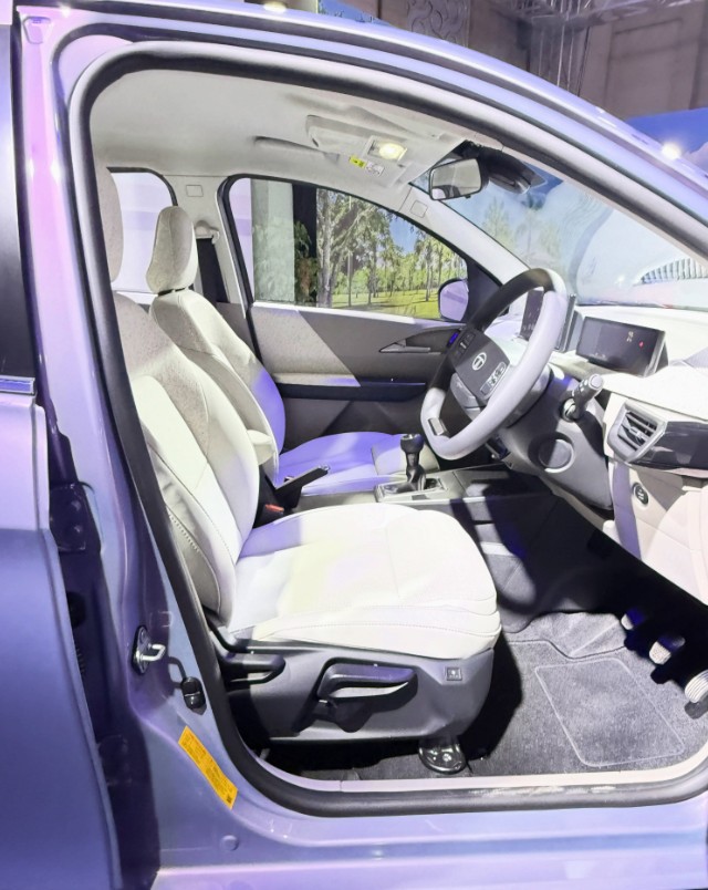 Tata Aeris interior