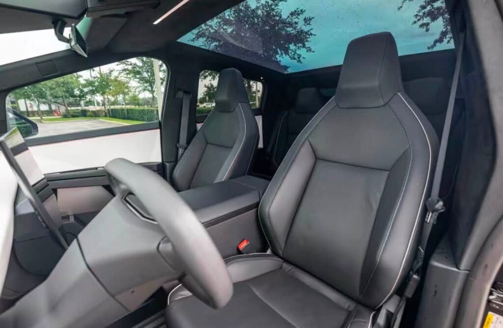 Tesla Cybertruck interior