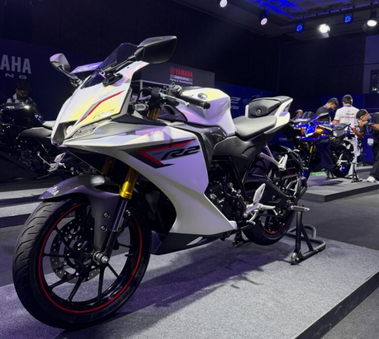 Yamaha R2